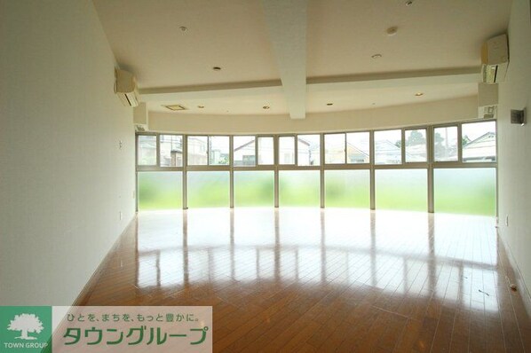 モニュメントスクウェア 弐番館の物件内観写真